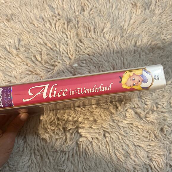 Walt Disney Alice in Wonderland Original Masterpiece Collection VHS - Picture 3 of 9